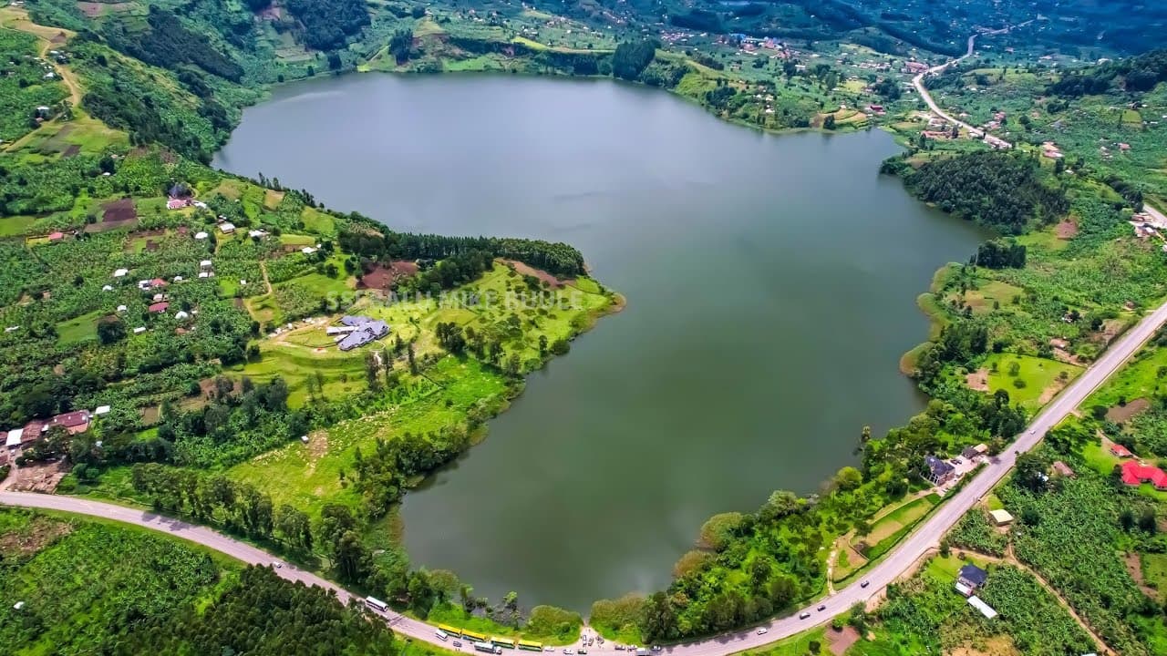 Bunyaruguru Crater Lakes (2)-1762521719973.jpg
