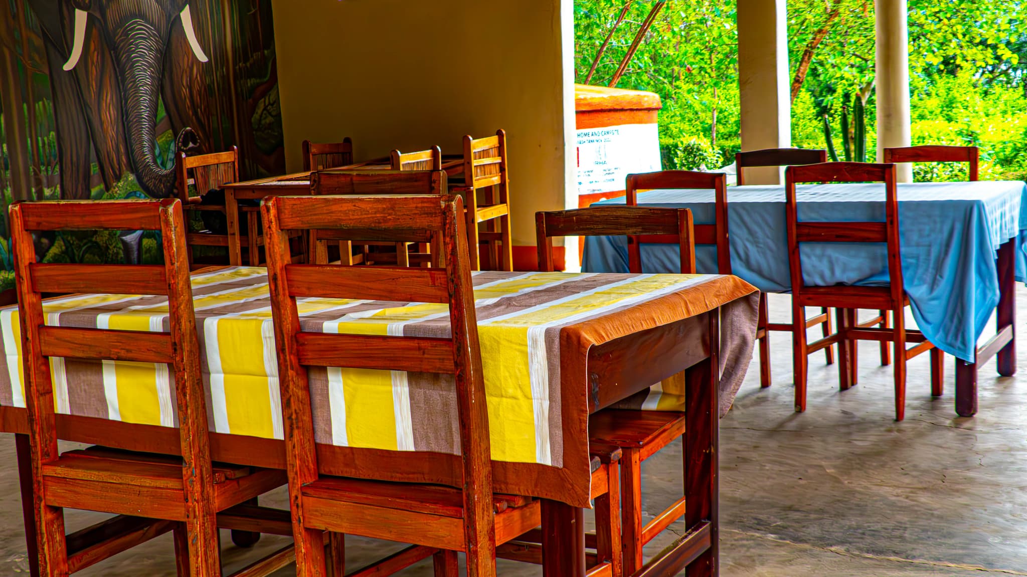 The-Elephant-Home-Resturant7-1775717504614.jpg