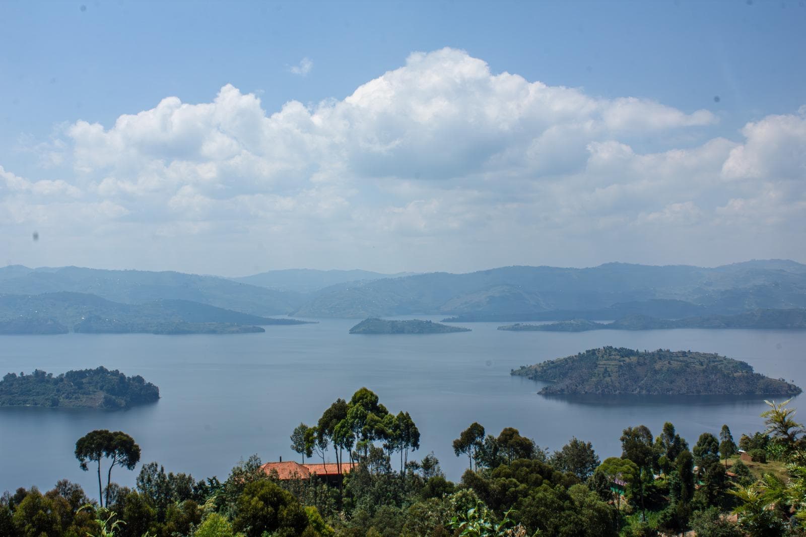 A Symphony of Water and Volcanoes; Musanze Twin Lakes Tour