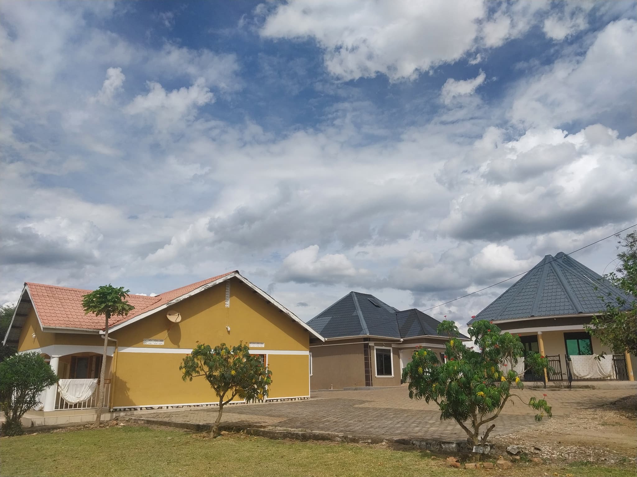 Rwenjeru-Community-Campsite-Accomodation-1--1779181361412.jpg