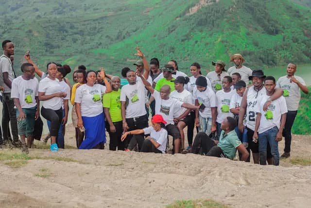 Bunyaruguru cultural & Twin Lakes Exploration Adventure
